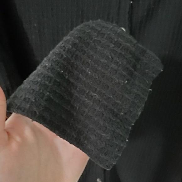 Urban Outfitters Black Jojo Button Up Thermal L - Picture 4 of 12